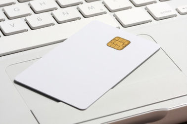 À haute fréquence Smart Card, carte sans contact du l'Étiquette-Service informatique 2K RFID d'IC de sécurité de cartes à puce pour le contrôle d'accès